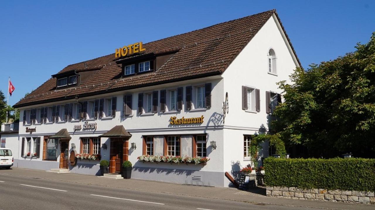 Hotel Restaurant Kreuz Kaiserstuhl Bagian luar foto